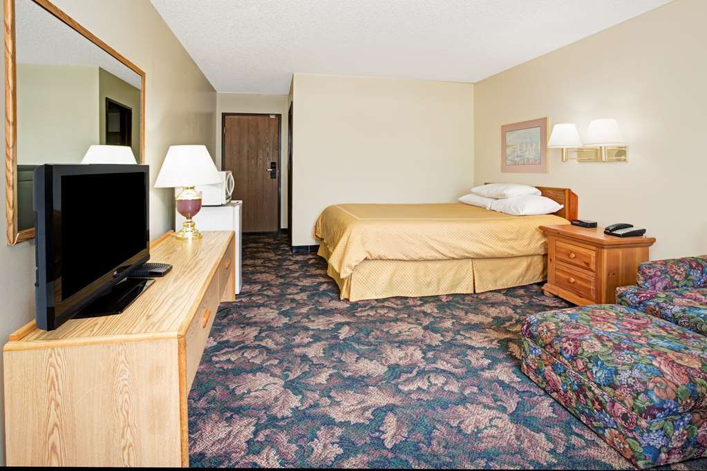 Super 8 By Wyndham Longmont/twin Peaks 2* Longmont