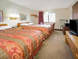 Hotel Super 8 By Wyndham Longmont/twin Peaks 2*